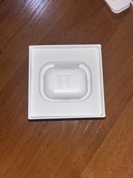 Airpods pro 2 + чехол,зарядка