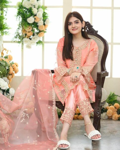 Embroidered Organza Women's Suit Set-3 Pcs in peach