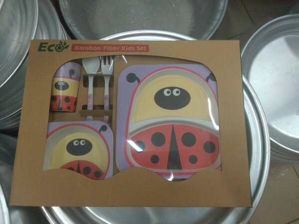 Set de Vaisselle Enfant Coccinelle Écologique