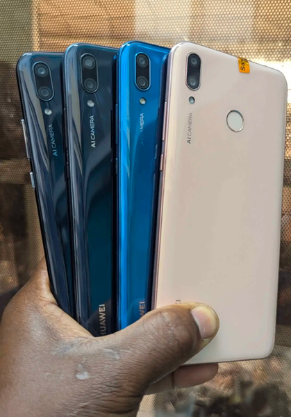HUAWEI Y9 2019 casi neuf 128gb