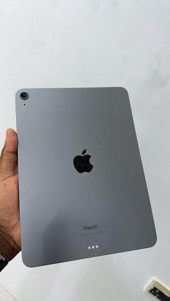 Apple iPad 10th gen