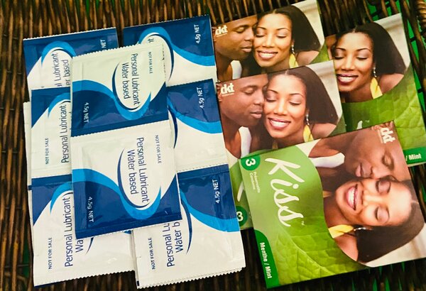 10 lubrifiants + 12 préservati