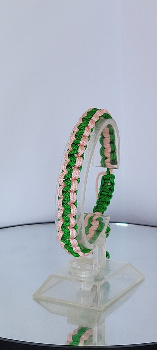 Bracelet tissé vert et rose