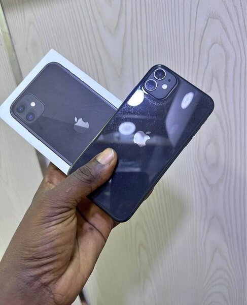 iPhone 11 Noir 128 Go