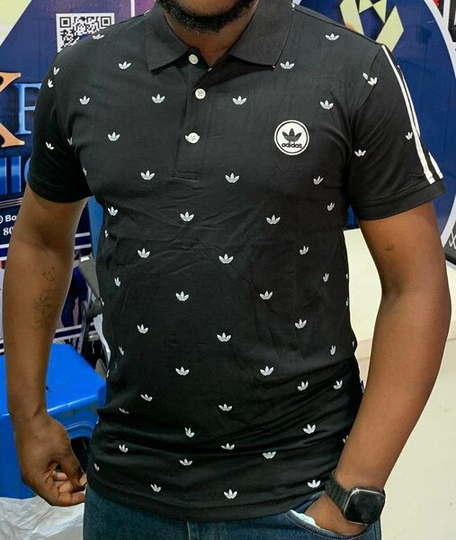 Polo homme moderne Adidas