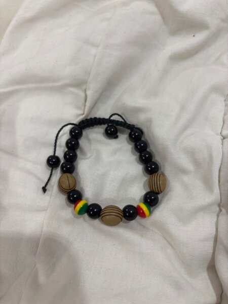 Bracelet perles bois Rasta