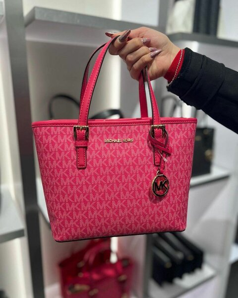 Sac à main Michael Kors rose