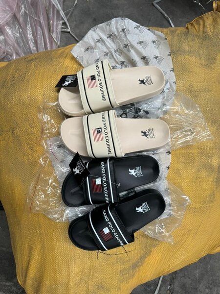 Claquettes confort élégantes