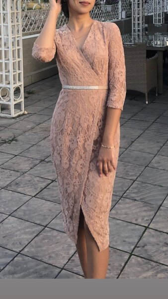 Женское вечернее платье