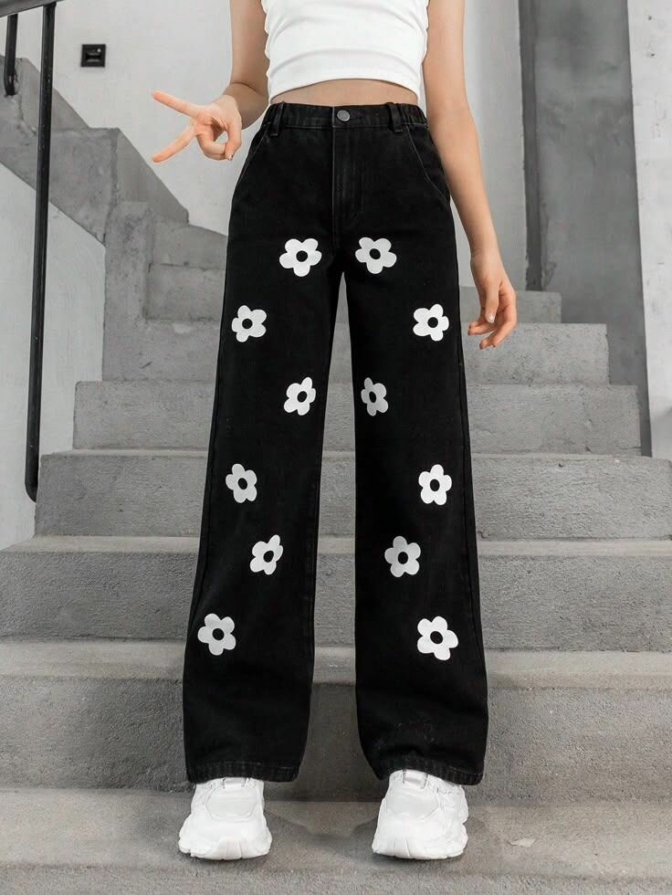 Jeans flair avec motifs bohèmes
