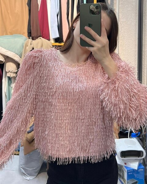 Кофточка бледно розовая