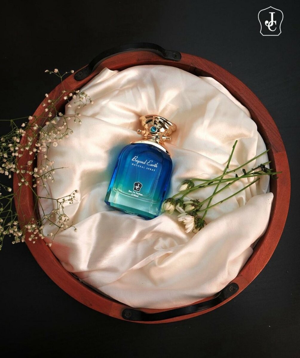 Parfum Beyond Earth JC COLLECT