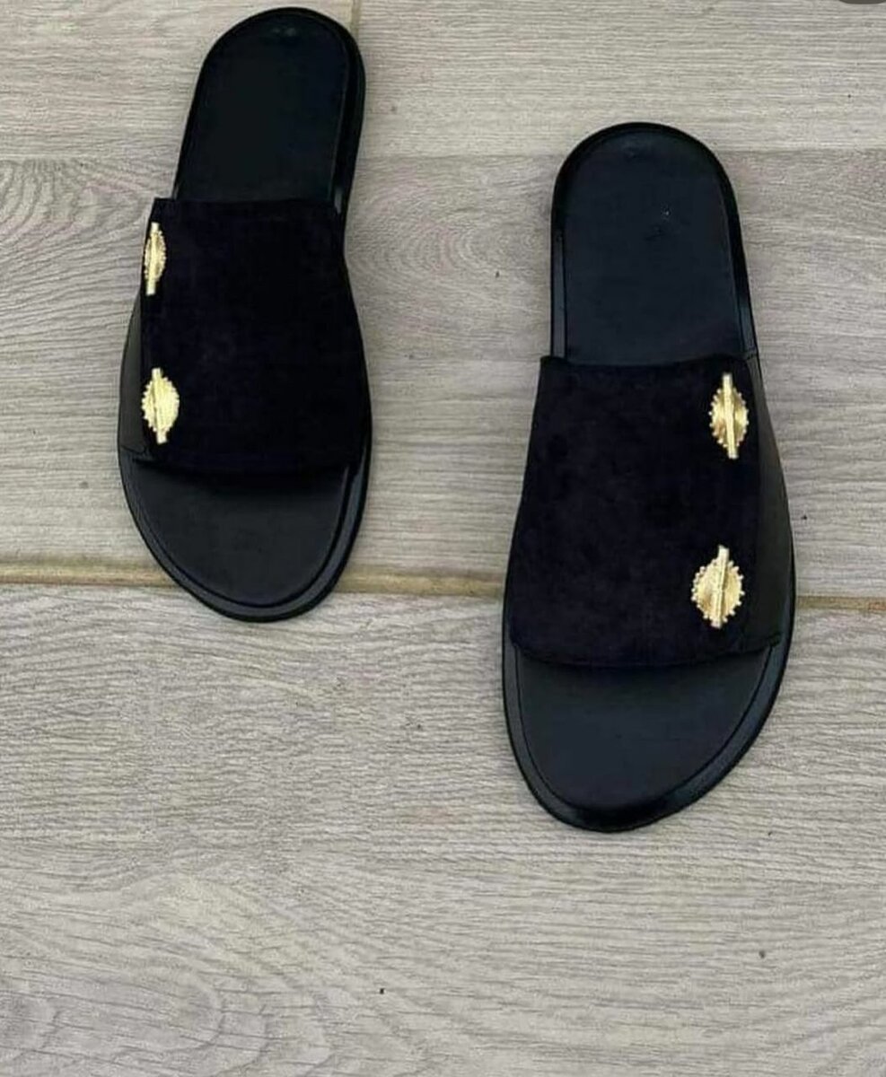 Sandales noires élégantes