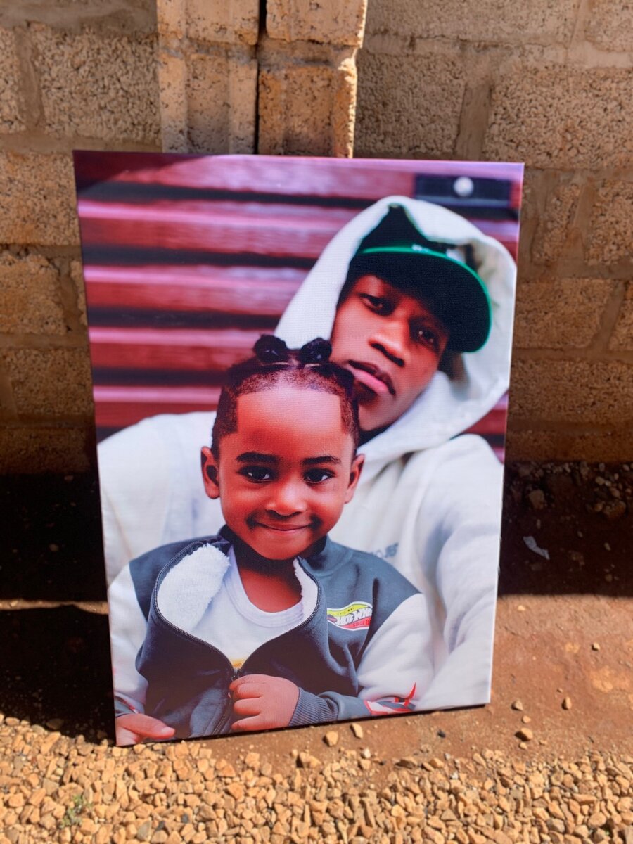 Wall Customised portraits