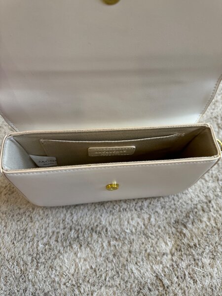 Сумочка под жакмюс