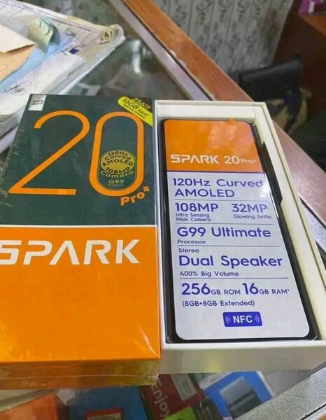 Smartphone TECNO Spark 20 Pro+