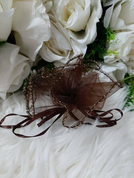 Tulles à cordes marron