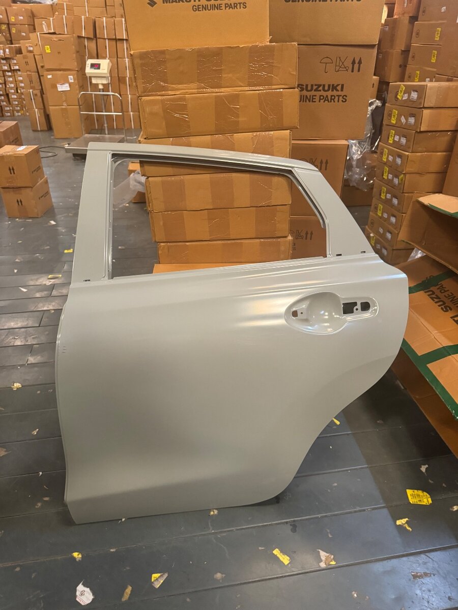Porte arrière Suzuki Maruti