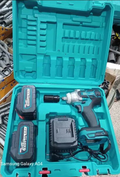 Visseuse électrique 228V