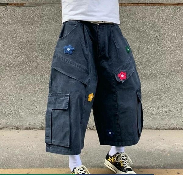 Pantalon cargo floral stylé