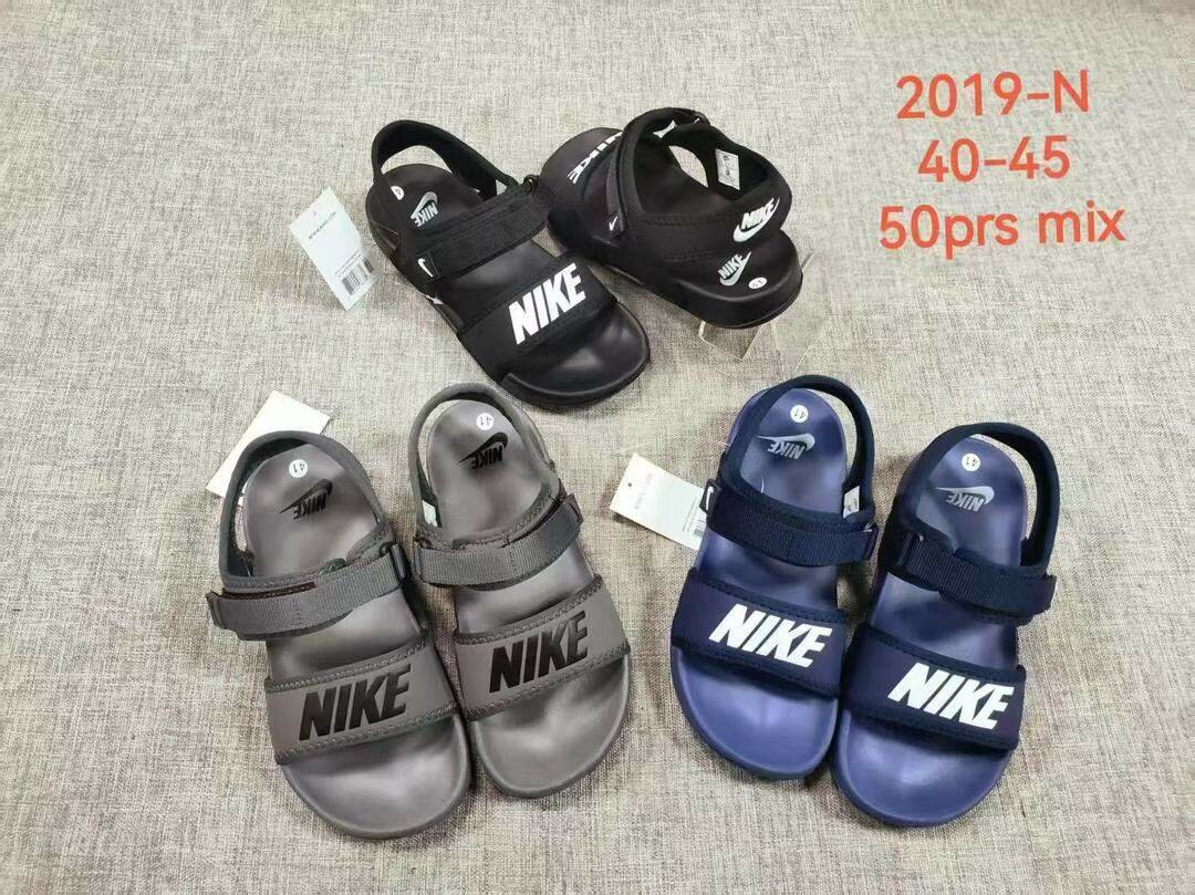 Sandales Nike et Zara Mixte