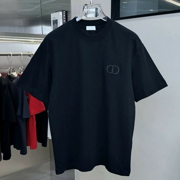 T-shirts unisex élégants