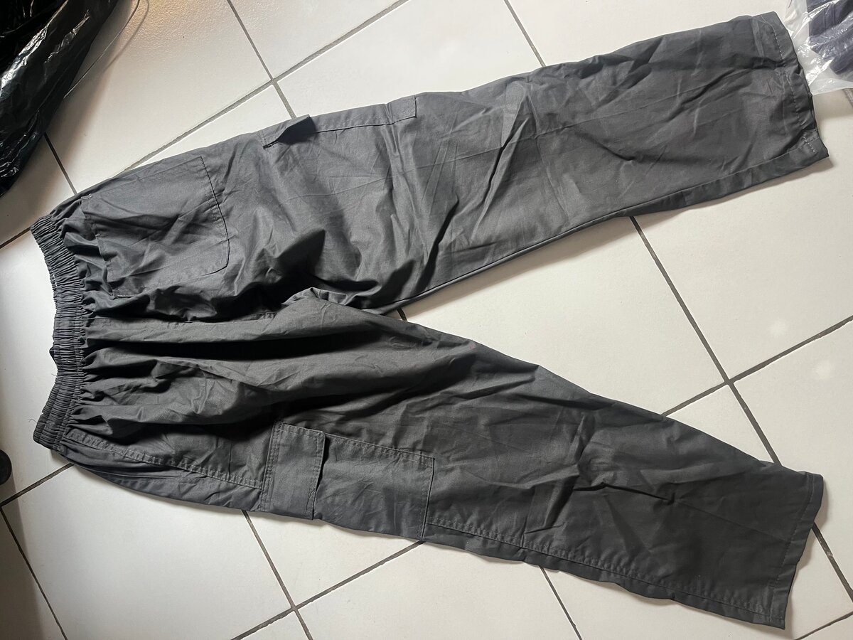 Pantalon cargo gris homme