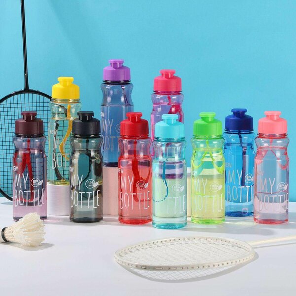 Gourde Colorée en Plastique BPA Free