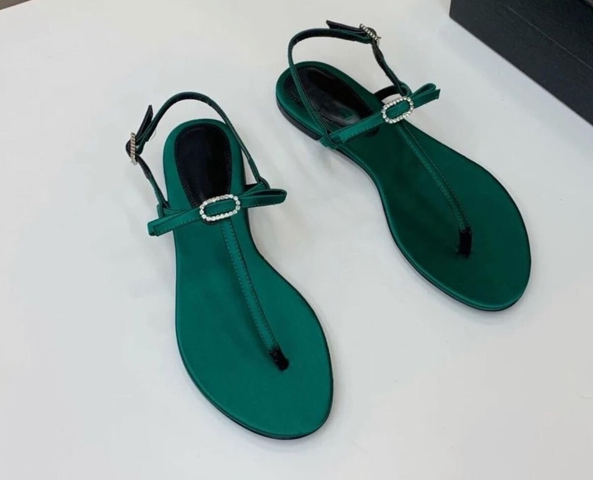 Flat Sandal