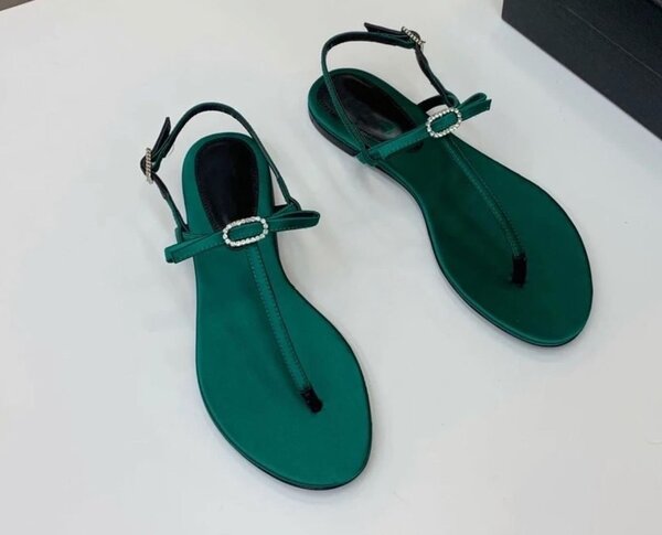 Flat Sandal