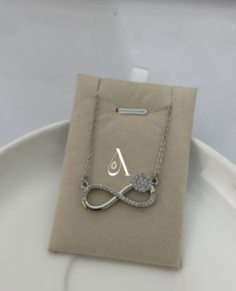 Infinity necklace 