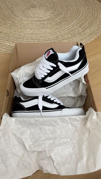 Vans knu skool