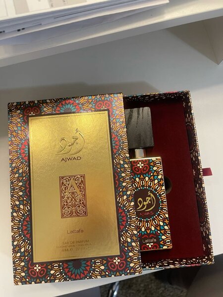 Ajwad Parfum Lattafa