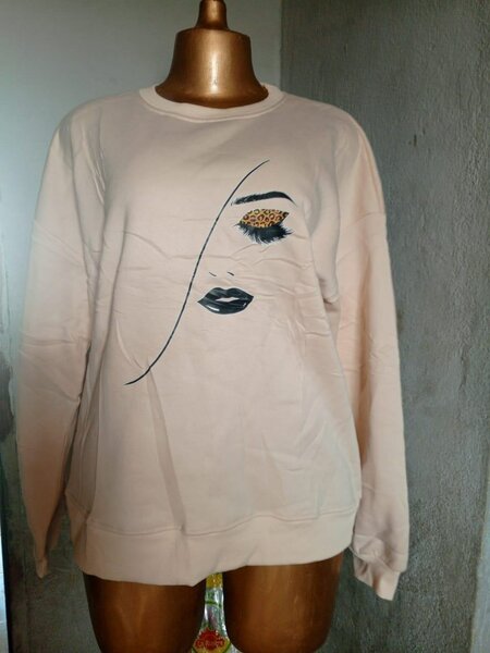 Sweats à capuche tendance femme