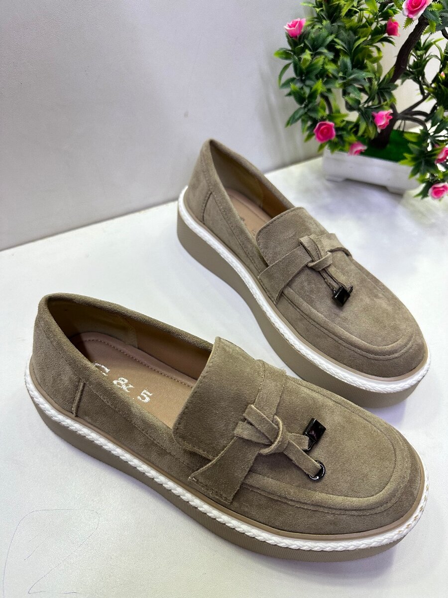 Удобные лоферы