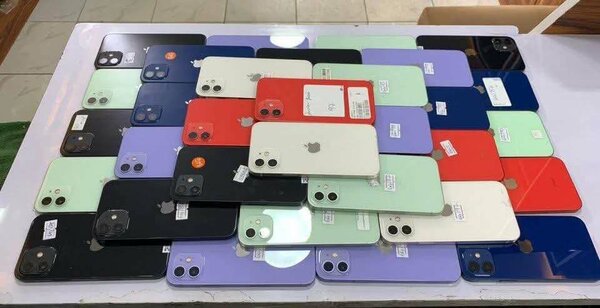 Smartphones colorés