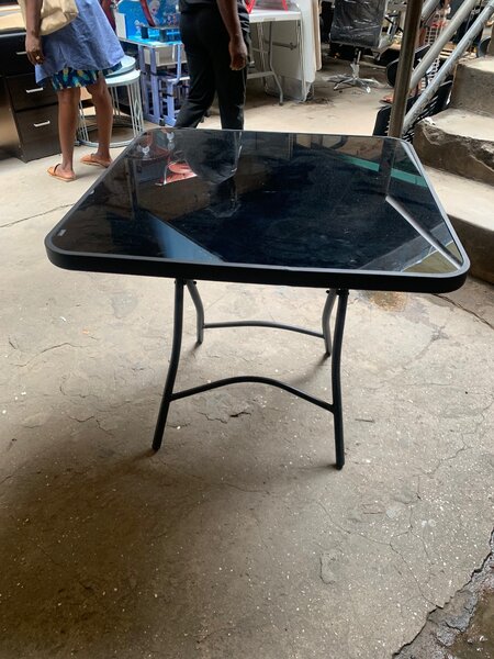 Dining table glass top