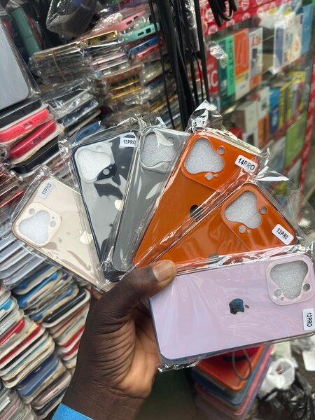 Coques iPhone colorées