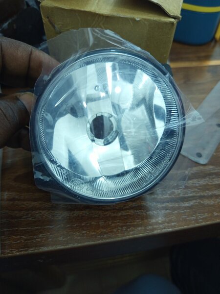 Phare antibrouillard pr DZIRE