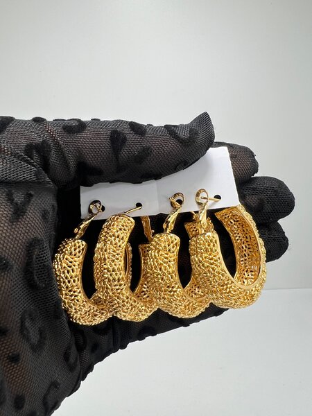 Boucles d'oreilles créoles dorées