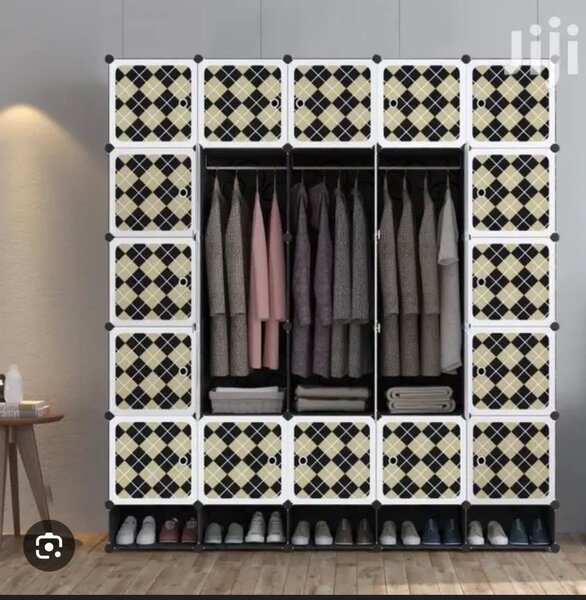Cubes wardrobe