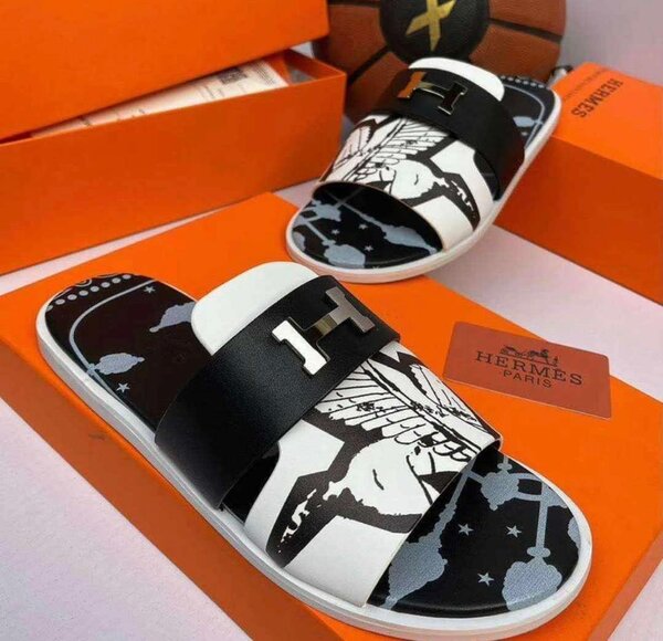 Tongs de luxe stylées