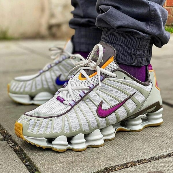 Nike Shox tl