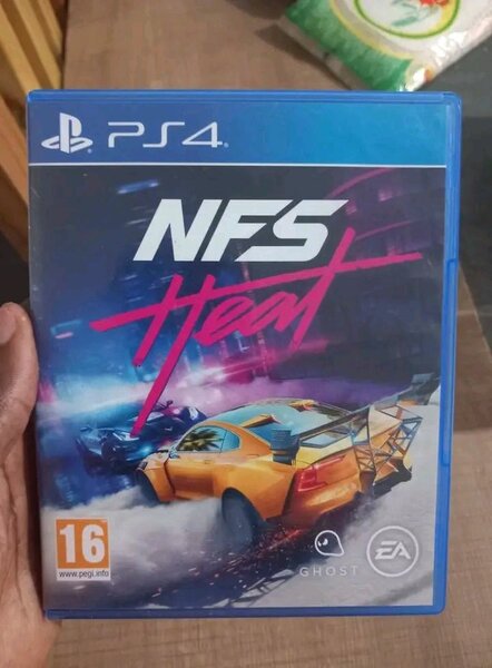 Jeu PS4 GTA V Premium Edition