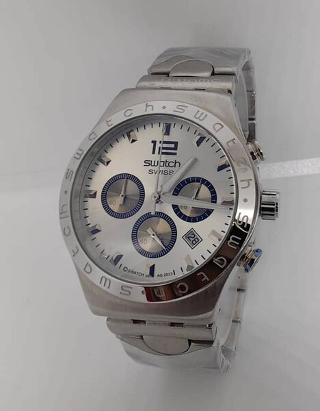 Montre en acier inoxydable