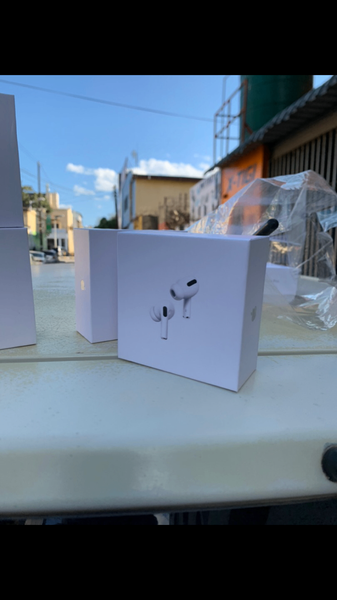 AirPods Pro 2 (ANC verified)