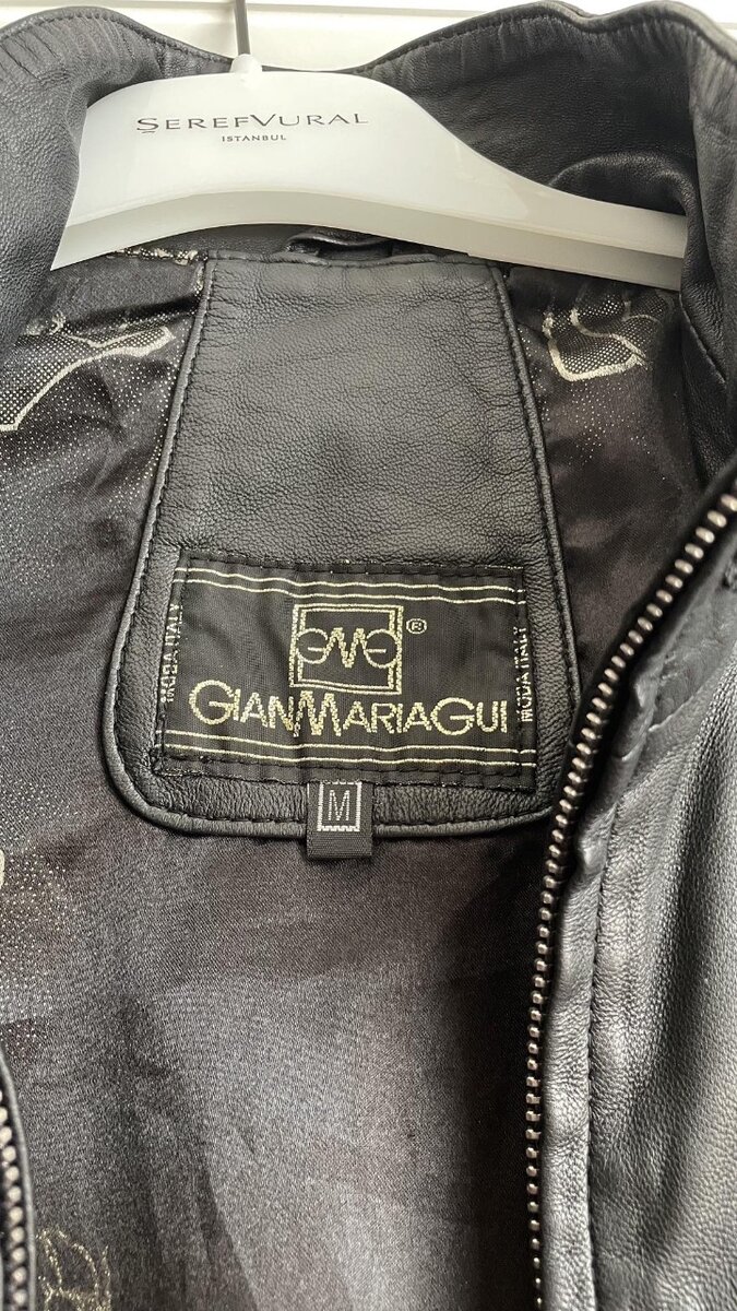 Куртка легкая прямая кожаный пиджак