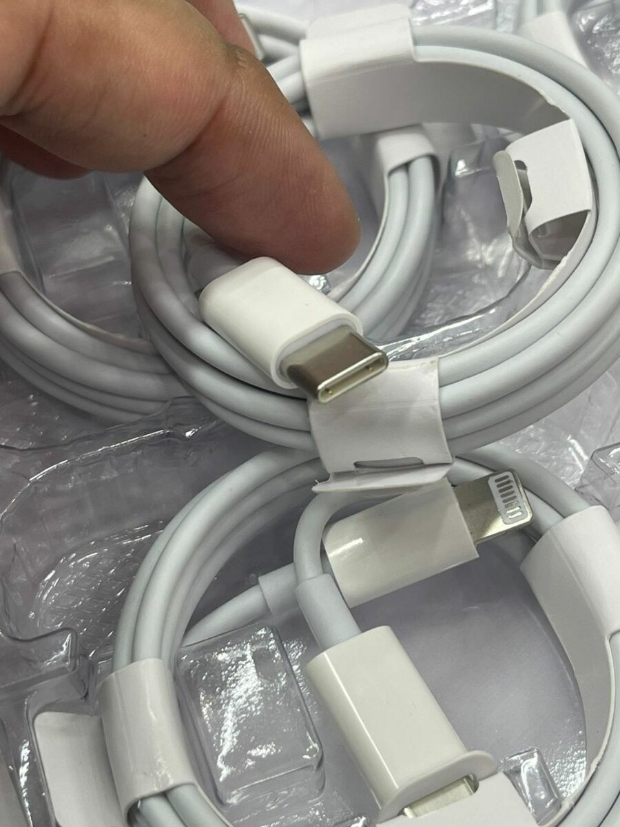 Apple 27w c to lightening (PD) cable