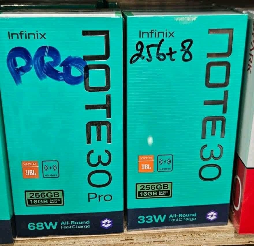 INFINIX NOTE 30 PRO 256GB 16GB RAM première copie conforme