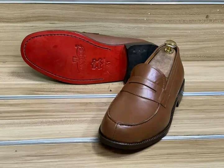 Chaussures habillées élégantes